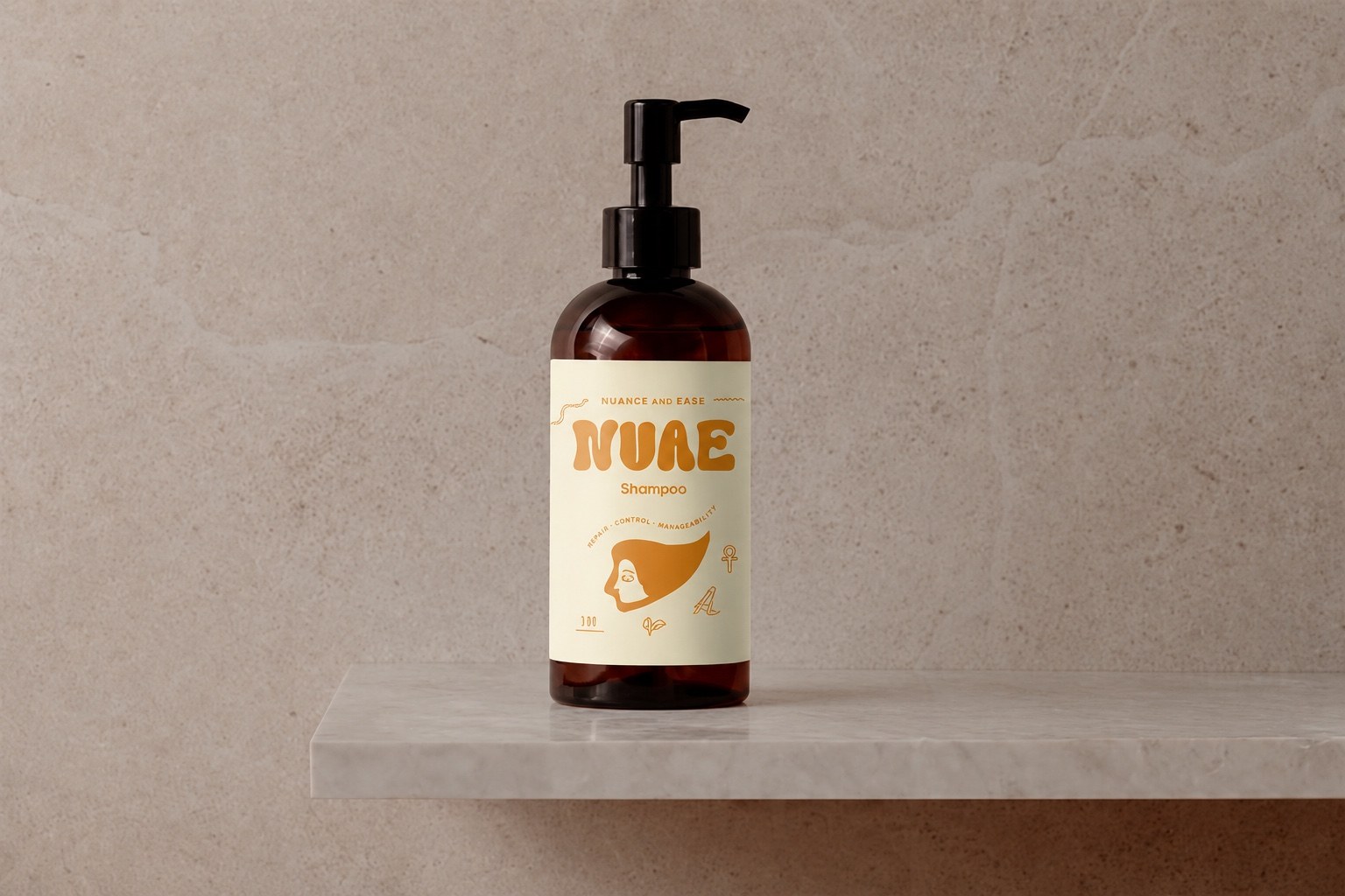 NUAE Shampoo アイボリーのラベルのボトル